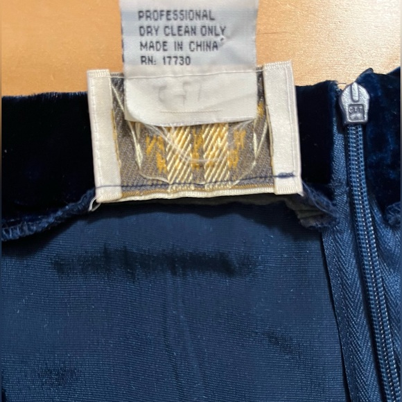 Vintage Field Manor Women’s Silk Rayon Blend Velvet Wide Leg Pants - Navy - Sz 8 - Picture 13 of 13